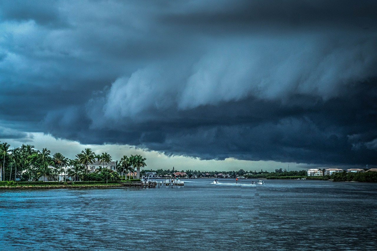 Hurricane Approaching FL Beach